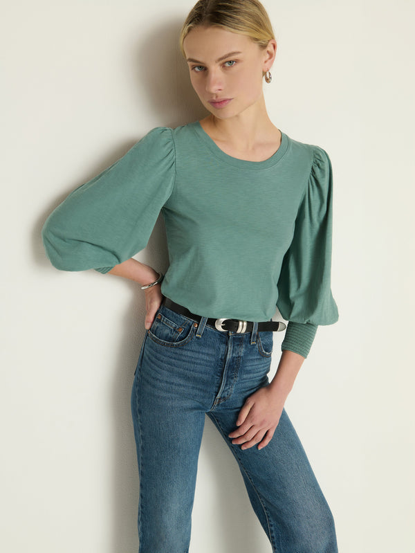 Loren Peasant Tee
